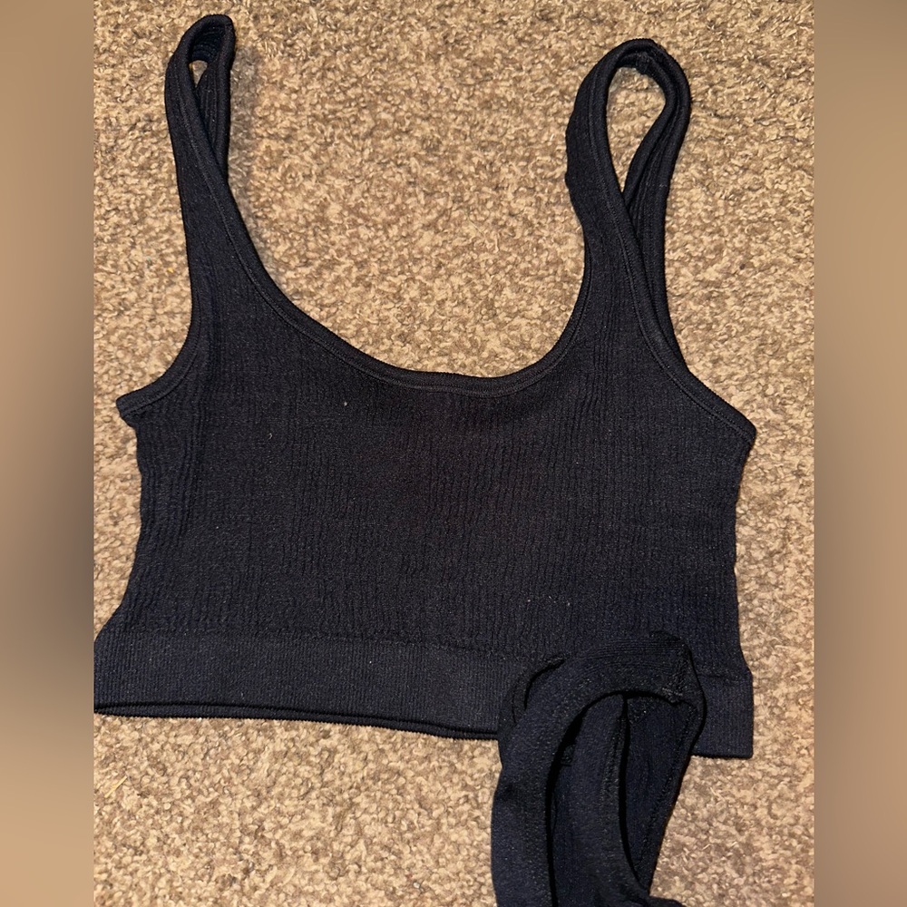 Crop Top Bundle - Picture 3 of 3
